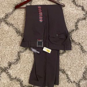 Men’s dress pants- never worn